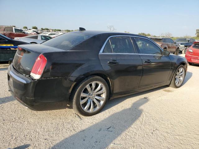 2017 CHRYSLER 300 LIMITED