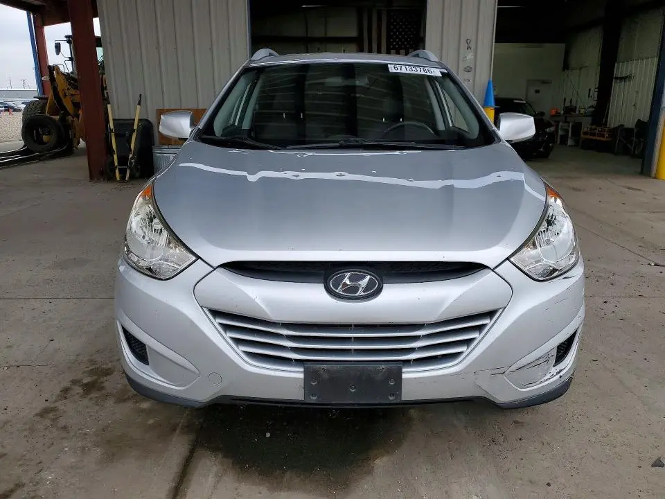 2011 HYUNDAI TUCSON GLS  