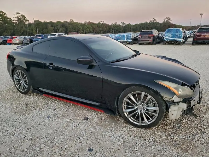 2011 INFINITI G37   
