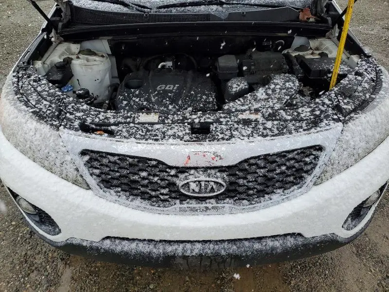 2012 KIA SORENTO BASE  