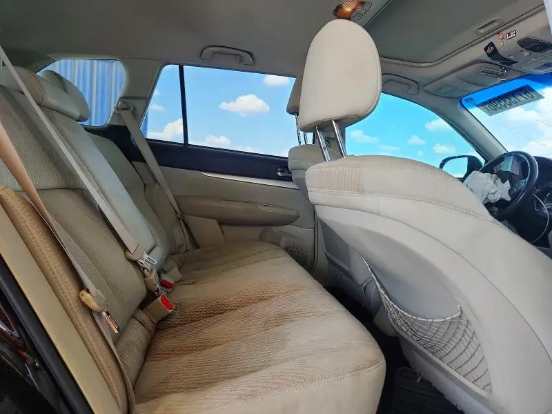 2010 SUBARU OUTBACK 2.5I PREMIUM  
