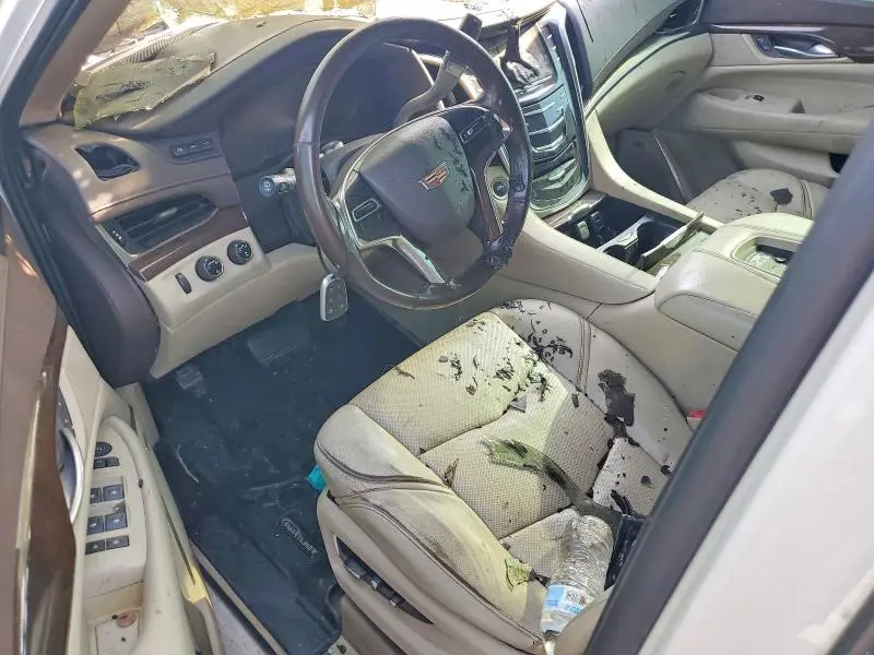 2017 CADILLAC ESCALADE LUXURY  
