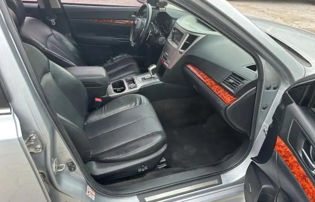 2012 SUBARU LEGACY 2.5I LIMITED  