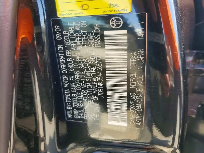 2010 TOYOTA YARIS BASE  