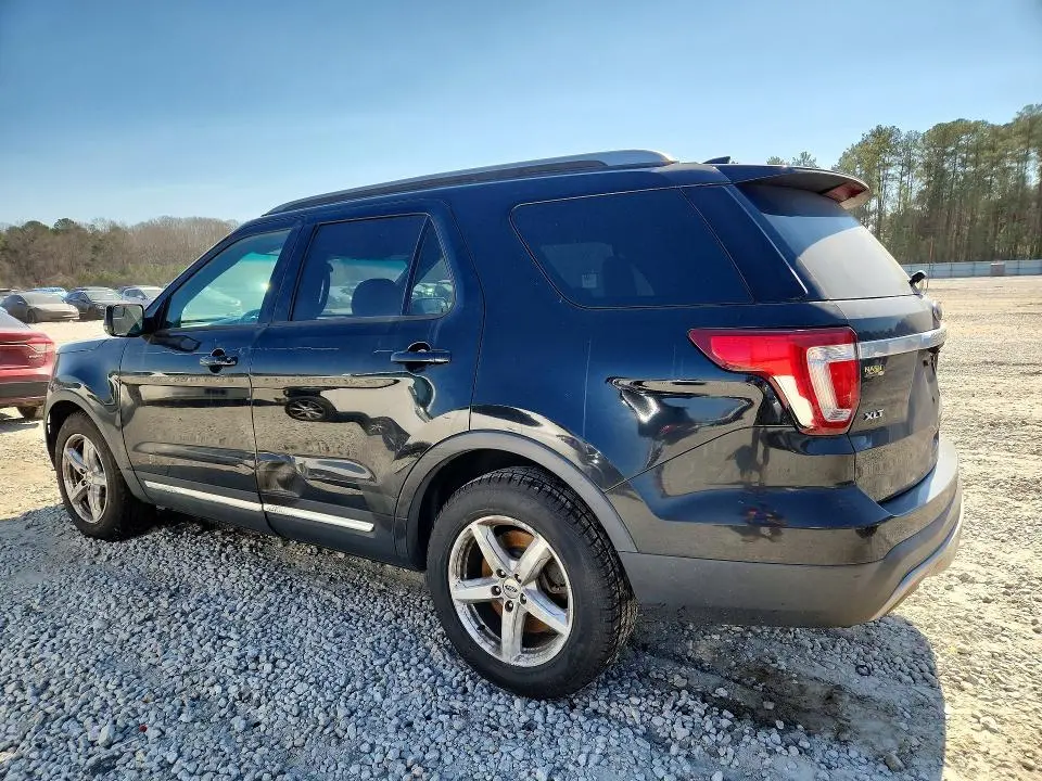 2017 FORD EXPLORER XLT  