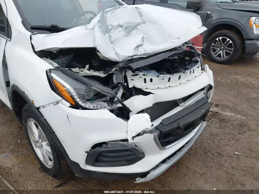 2020 CHEVROLET TRAX AWD LT