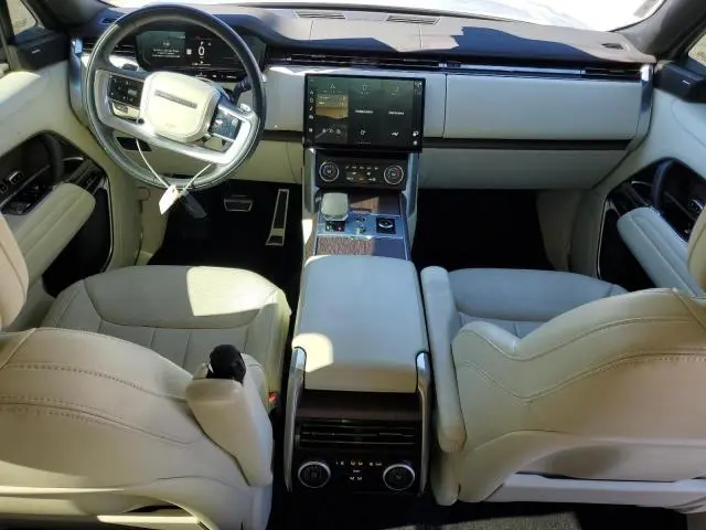 2023 LAND ROVER RANGE ROVER SE  