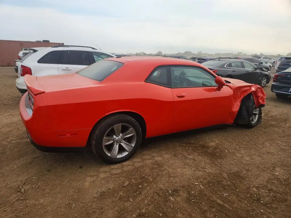 2018 DODGE CHALLENGER SXT  