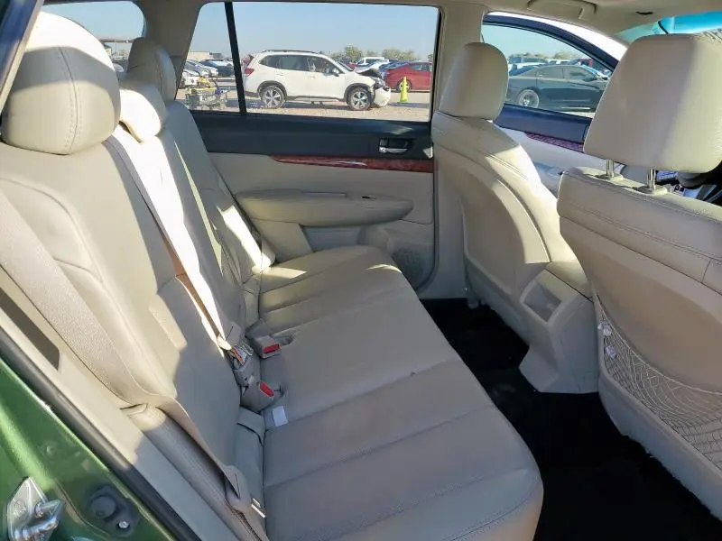 2010 SUBARU OUTBACK 2.5I LIMITED  