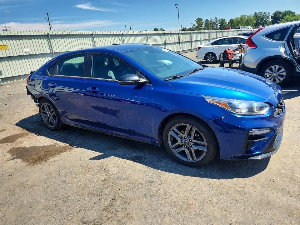 2021 KIA FORTE GT LINE  