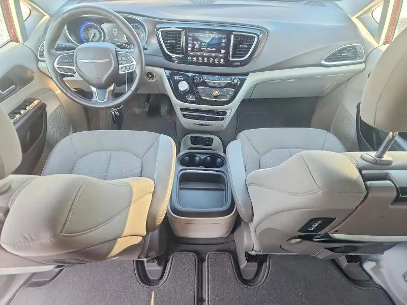 2019 CHRYSLER PACIFICA TOURING PLUS  