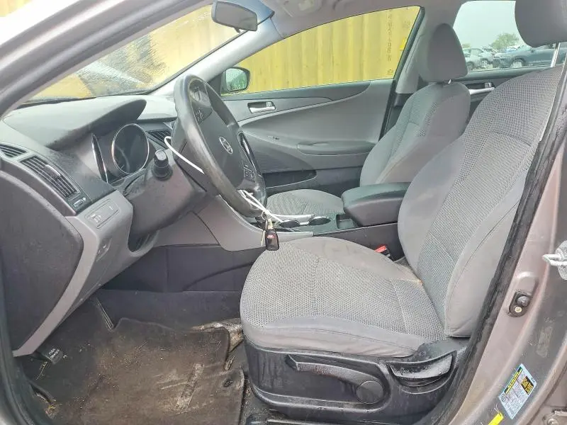 2011 HYUNDAI SONATA GLS  