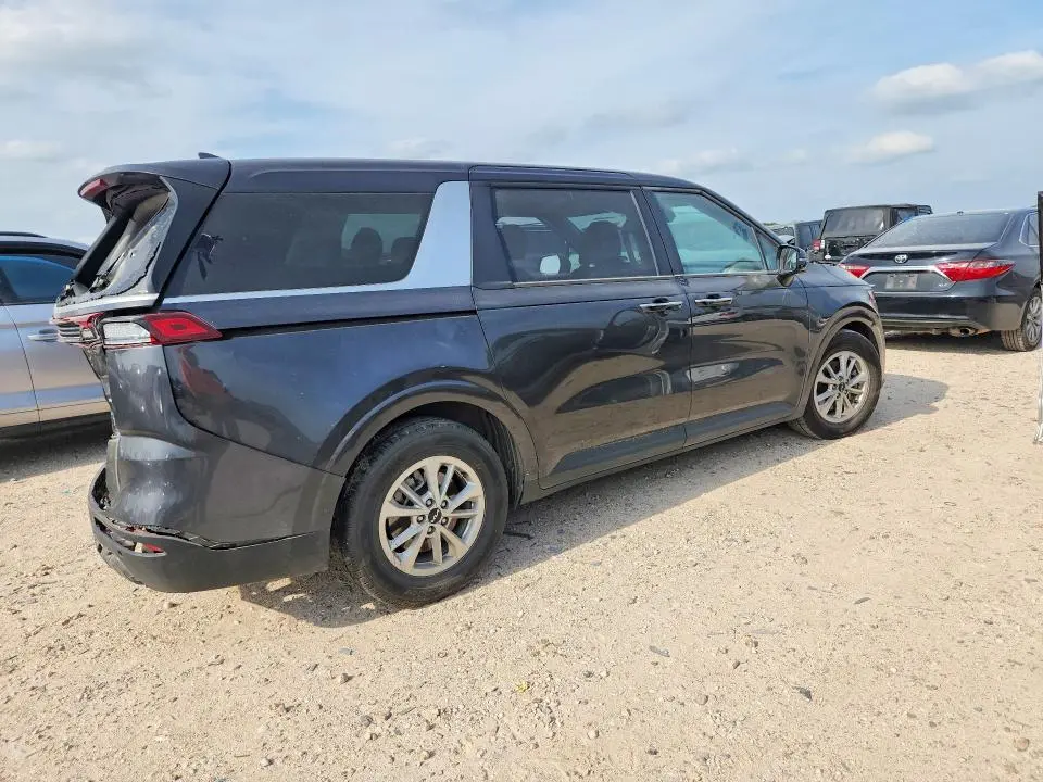 2023 KIA CARNIVAL LX  