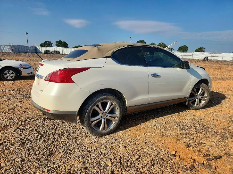 2011 NISSAN MURANO   