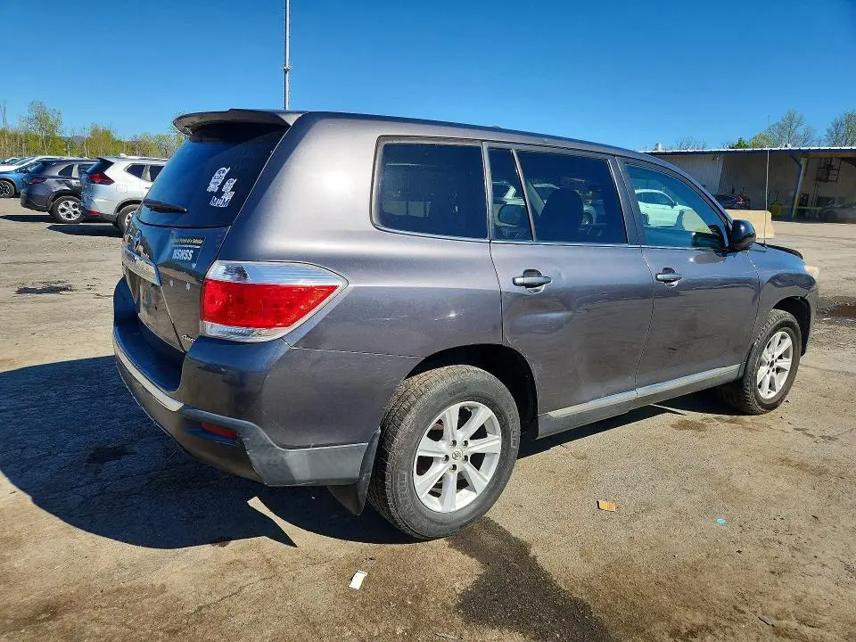 2012 TOYOTA HIGHLANDER BASE  