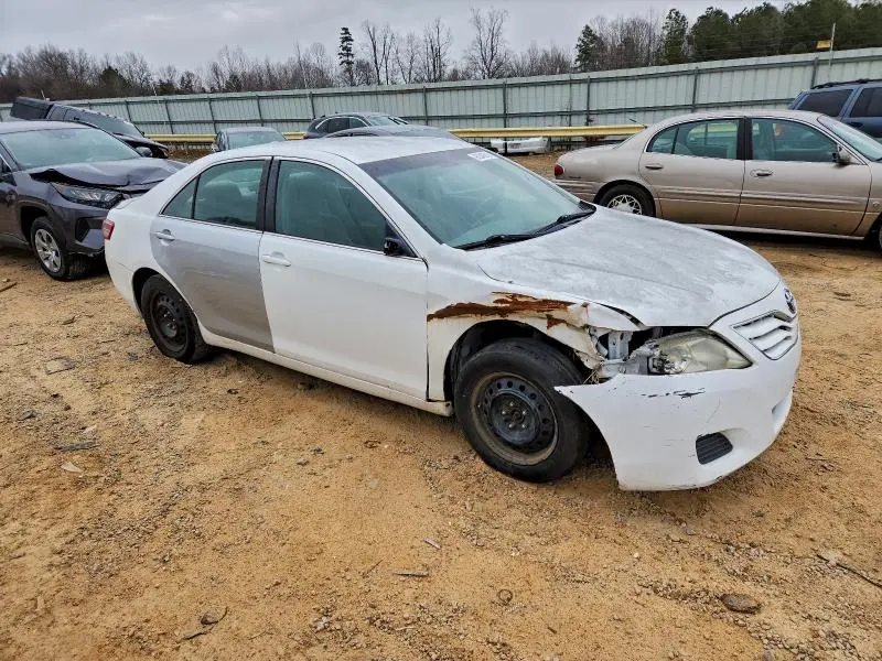 2011 TOYOTA CAMRY BASE  