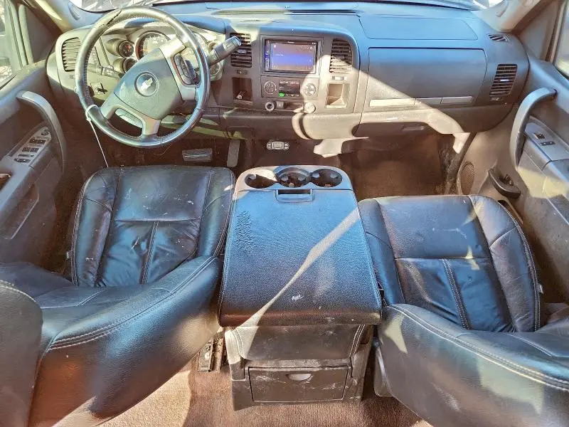 2011 CHEVROLET SILVERADO C1500 LT  