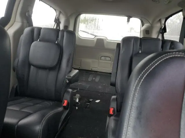 2011 CHRYSLER TOWN & COUNTRY TOURING L  