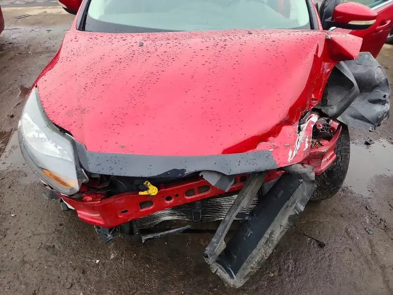 2012 FORD FOCUS TITANIUM  