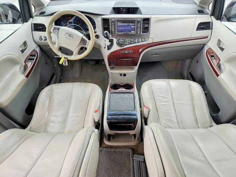 2012 TOYOTA SIENNA XLE 8-PASSENGER  