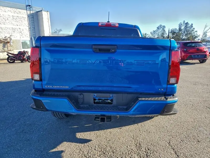 2024 CHEVROLET COLORADO LT  