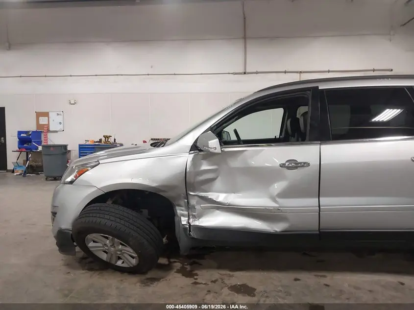 2014 CHEVROLET TRAVERSE LT