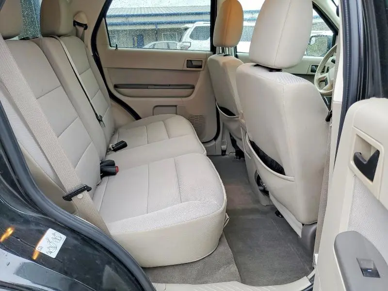 2011 FORD ESCAPE XLT  