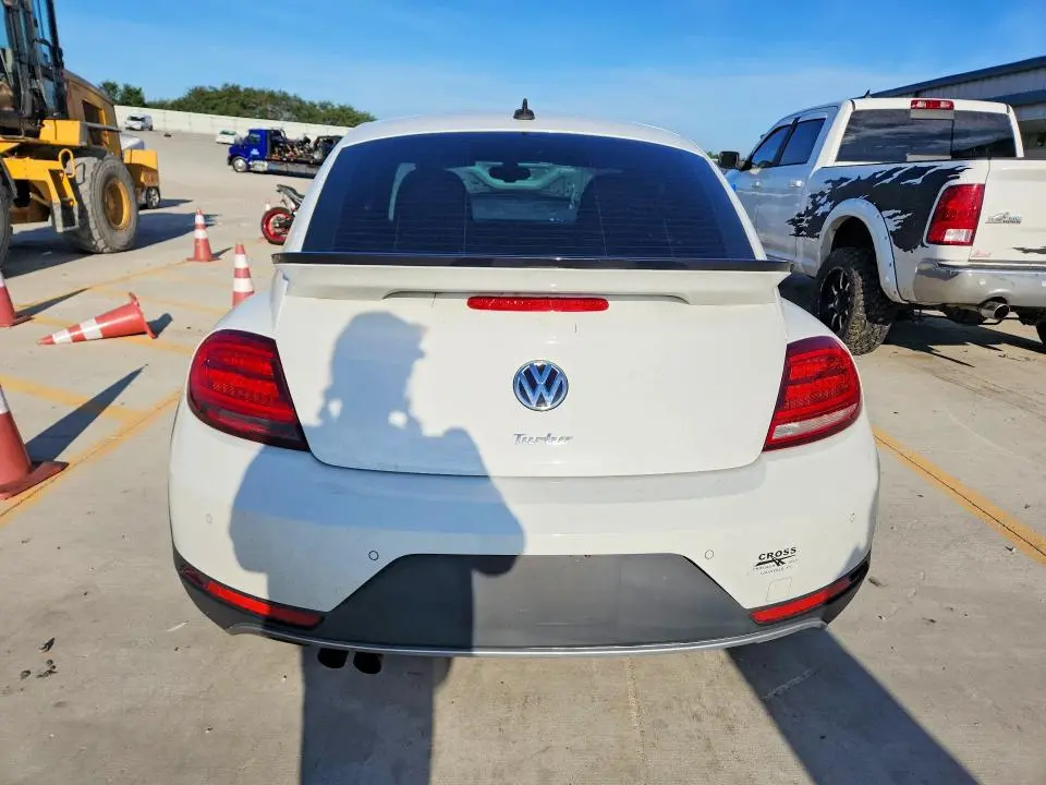 2016 VOLKSWAGEN BEETLE DUNE  