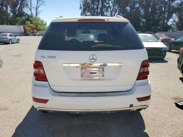 2011 MERCEDES-BENZ ML 350  