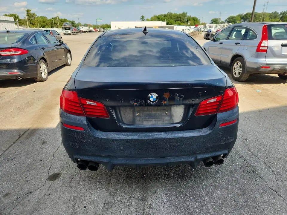 2016 BMW 550 XI  