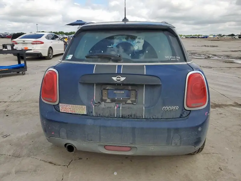 2016 MINI COOPER   