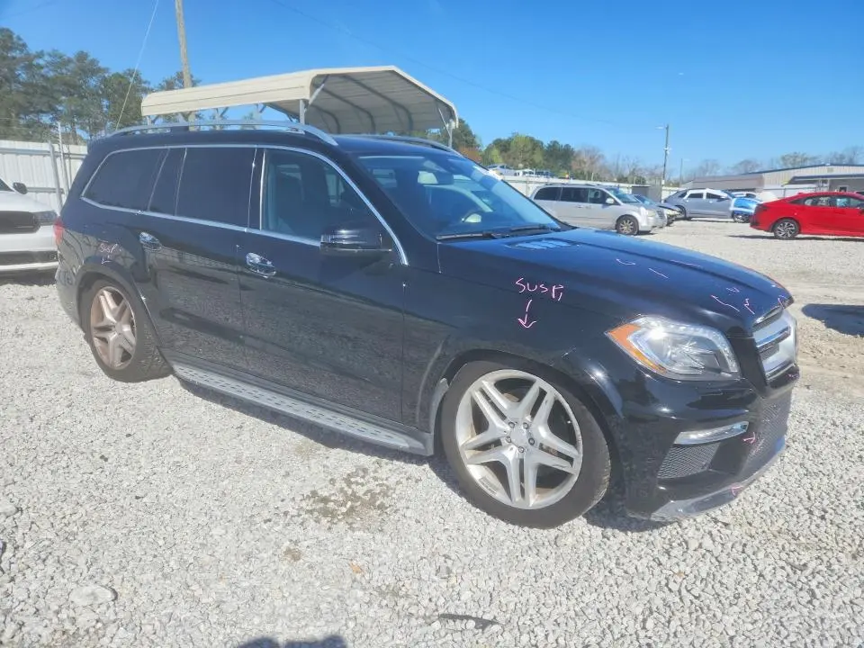 2015 MERCEDES-BENZ GL 550 4MATIC  
