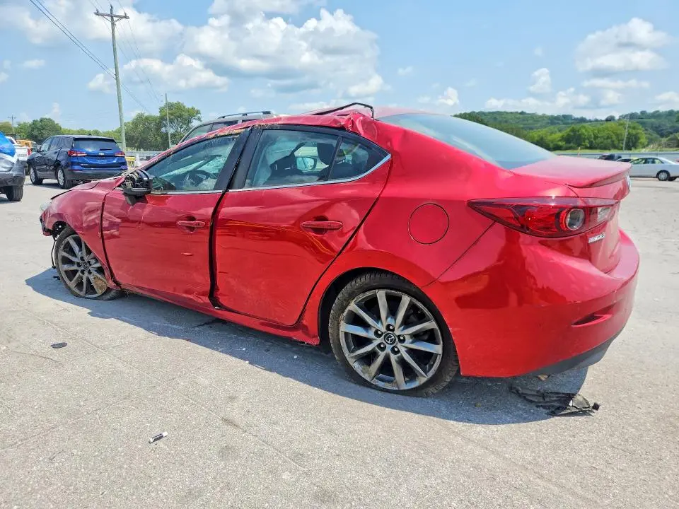 2018 MAZDA 3 TOURING  