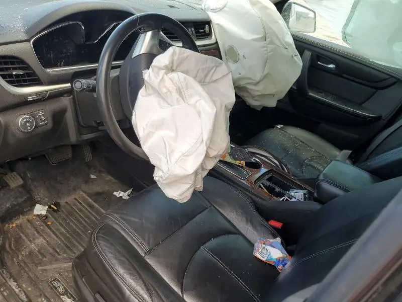 2013 CHEVROLET TRAVERSE LT  