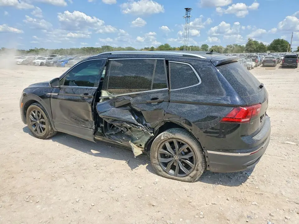 2023 VOLKSWAGEN TIGUAN SE  