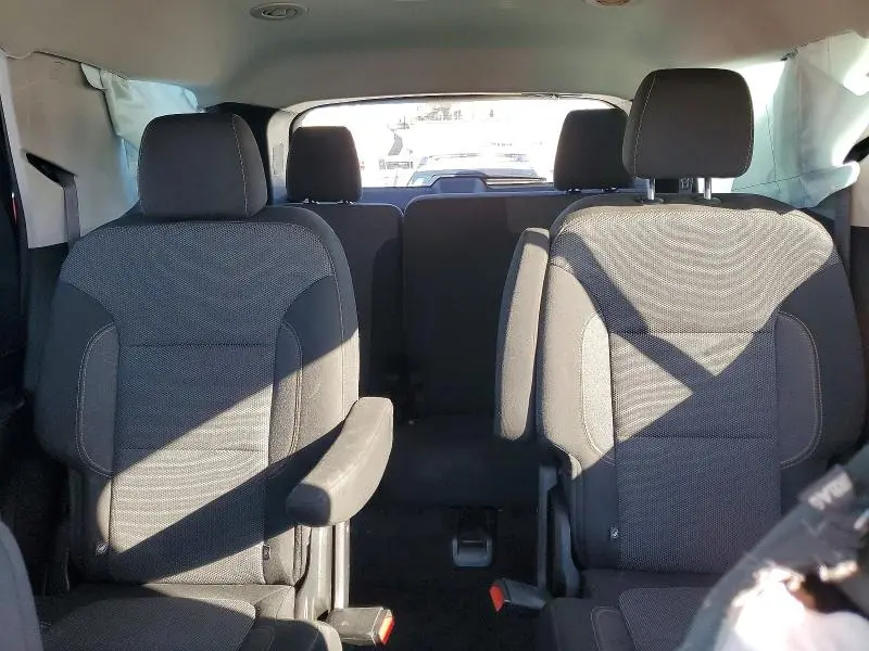 2020 CHEVROLET TRAVERSE LT  