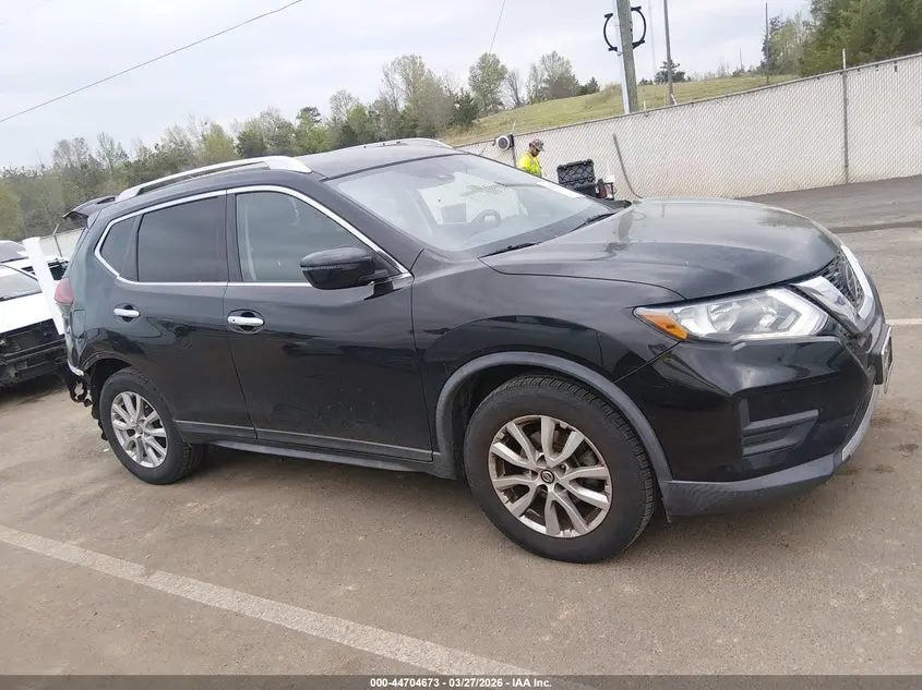 2019 NISSAN ROGUE SV