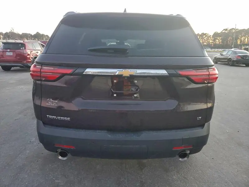 2022 CHEVROLET TRAVERSE LT  