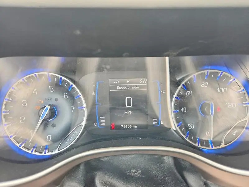 2021 CHRYSLER VOYAGER L  
