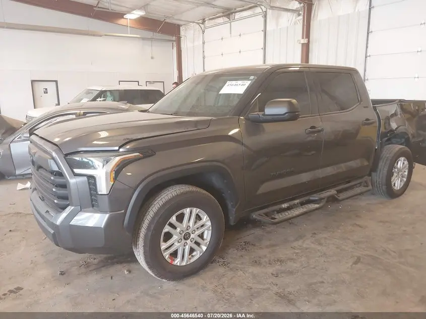 2023 TOYOTA TUNDRA SR5