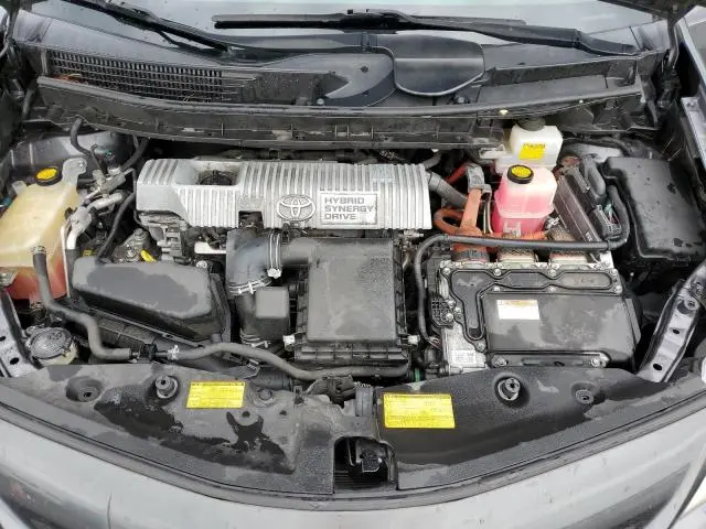 2014 TOYOTA PRIUS V   
