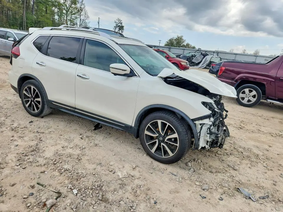 2018 NISSAN ROGUE SL  