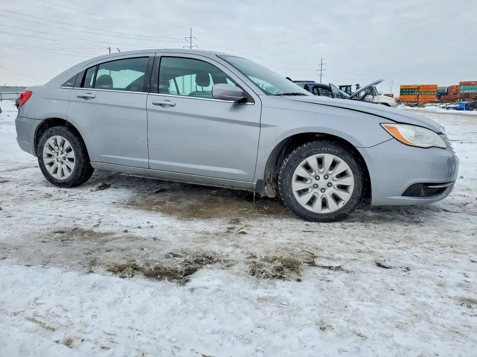 2014 CHRYSLER 200 LX  