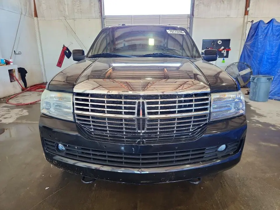 2014 LINCOLN NAVIGATOR   
