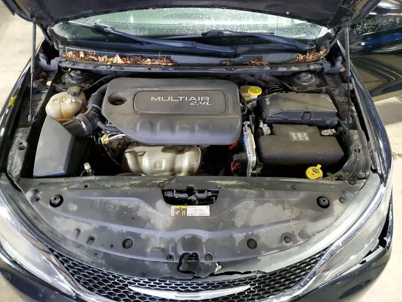 2015 CHRYSLER 200 C  