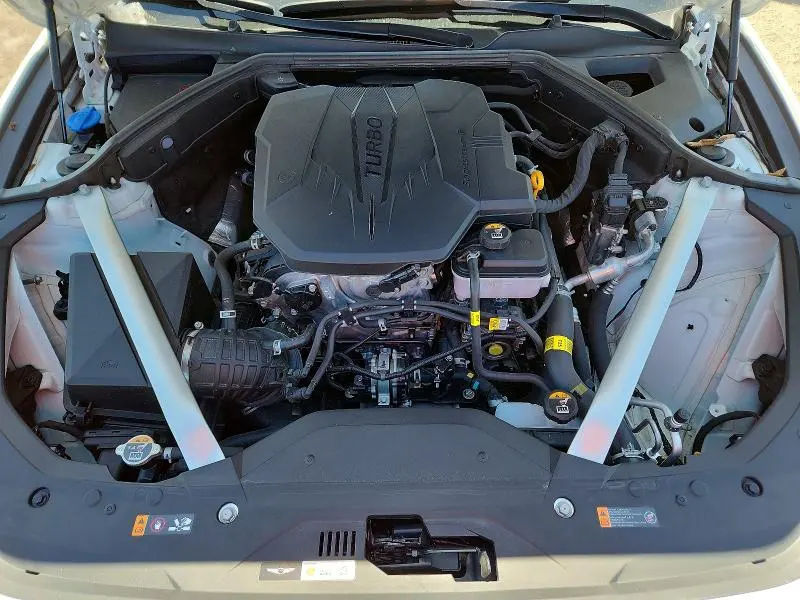 2025 GENESIS G70 2.5T STANDARD  
