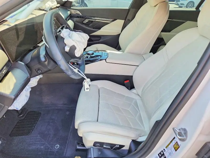 2024 BMW 540 XI  