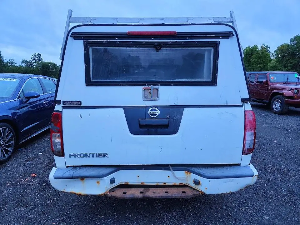 2017 NISSAN FRONTIER S  