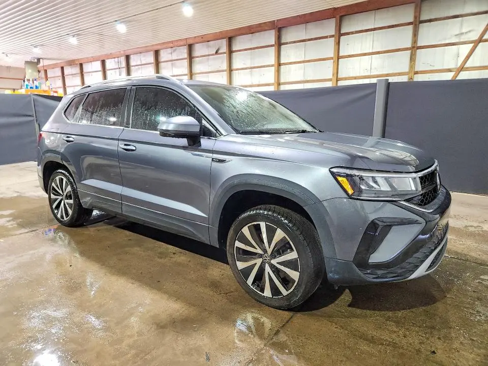 2024 VOLKSWAGEN TAOS SE  