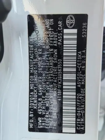 2016 TOYOTA CAMRY LE  